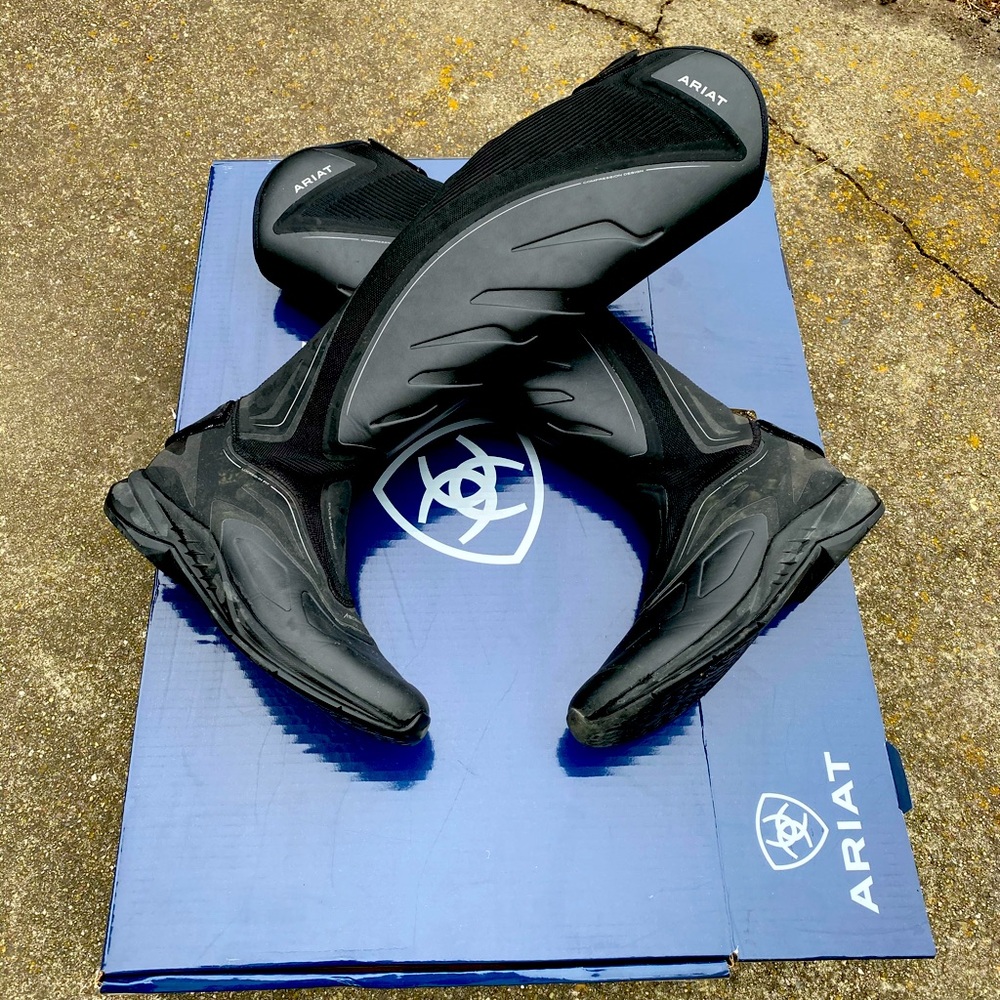 Ariat Ascent Boots.  Worn twice.